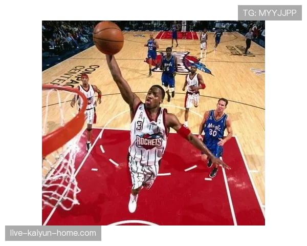 史蒂夫·弗朗西斯突破得分效率提升明显拉开与同期后卫差距