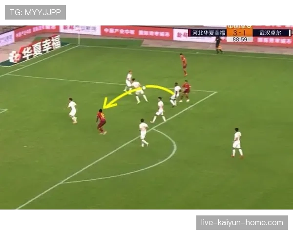 球门球出球规则全解析：什么时候必须踢出界外？