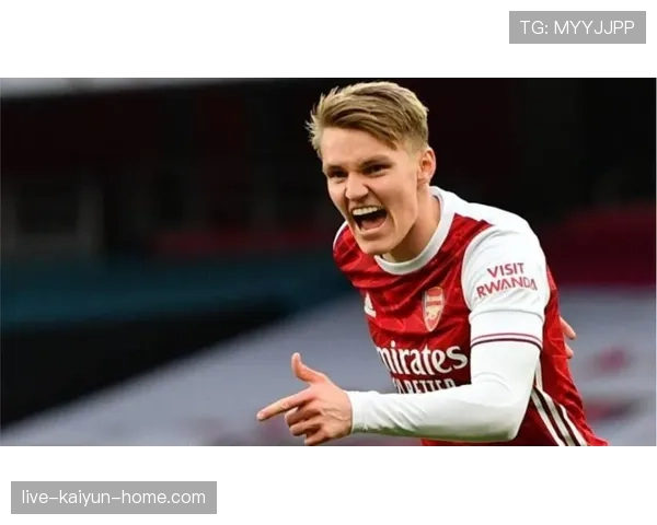 厄德高的战术价值再审视：前腰角色与期待落差的根源