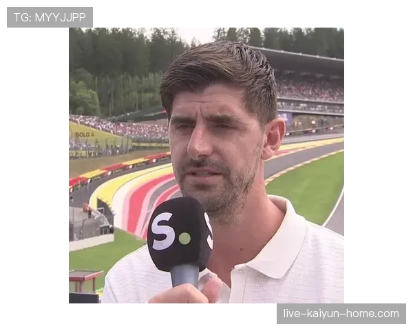 库尔图瓦加盟皇马后的表现转折：从质疑到顶级门将的蜕变路径