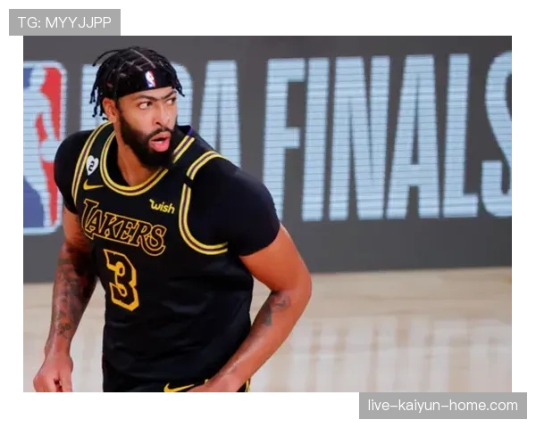 专业解读防守三秒 NBA 规则的具体定义与裁判执裁标准